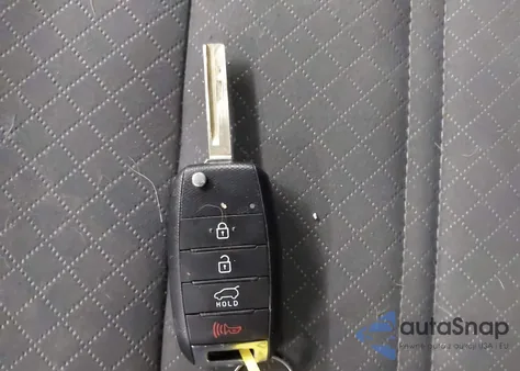 2019 Kia Sorento 3.3L S из США, поврежденный, VIN 5XYPGDA58KG593227